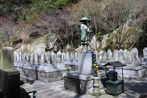 85番八栗寺